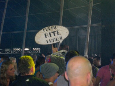 Creamfields-Sign